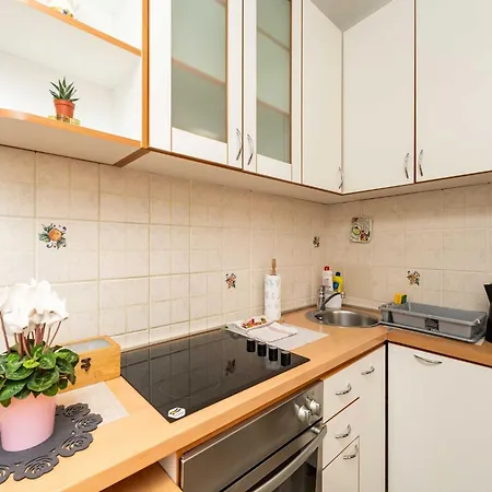 Family Toki - One Bedroom With Terrace Apartmán