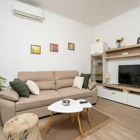 Family Toki - One Bedroom With Terrace 杜布罗夫尼克