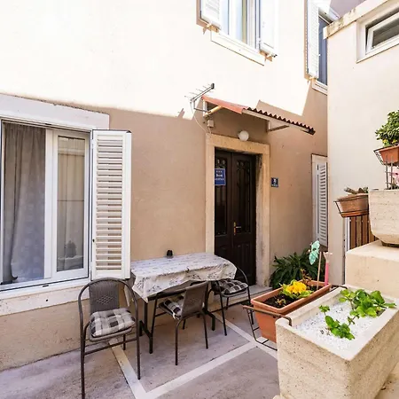 公寓 Family Toki - One Bedroom With Terrace