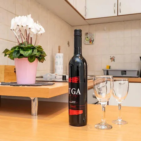 Appartamento Family Toki - One Bedroom With Terrace