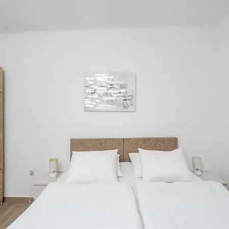 Family Toki - One Bedroom With Terrace Apartman