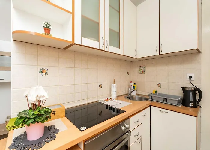 Family Toki - One Bedroom With Terrace Appartement