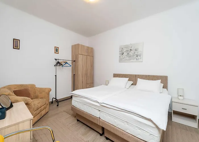Family Toki - One Bedroom With Terrace Appartement *